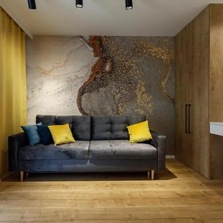 Central - Great Location - Cozy And Bright - Kw46 Apartment *