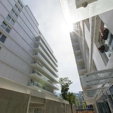 Apartment Central - Great Location - Cozy And Bright - Kw46 *
